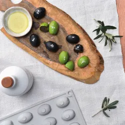 Купить форма силиконовая "gourmand олива" 32х22мм h18мм, 7мл, 30 ячеек gg012s – цена от завода, доставка до двери | RuOborudovanie.ru